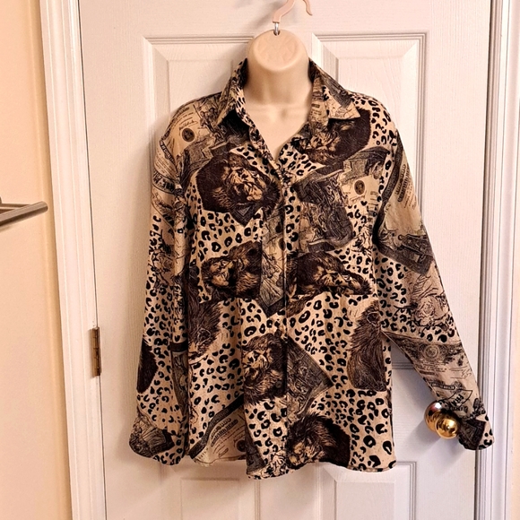 SILK Blouse - Picture 2 of 9